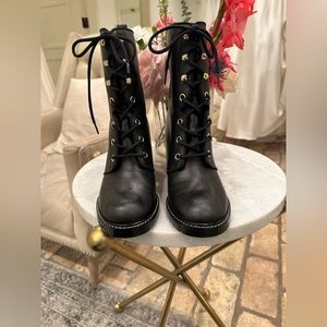 Stuart Weitzman Kolbie Block Heel Bootie